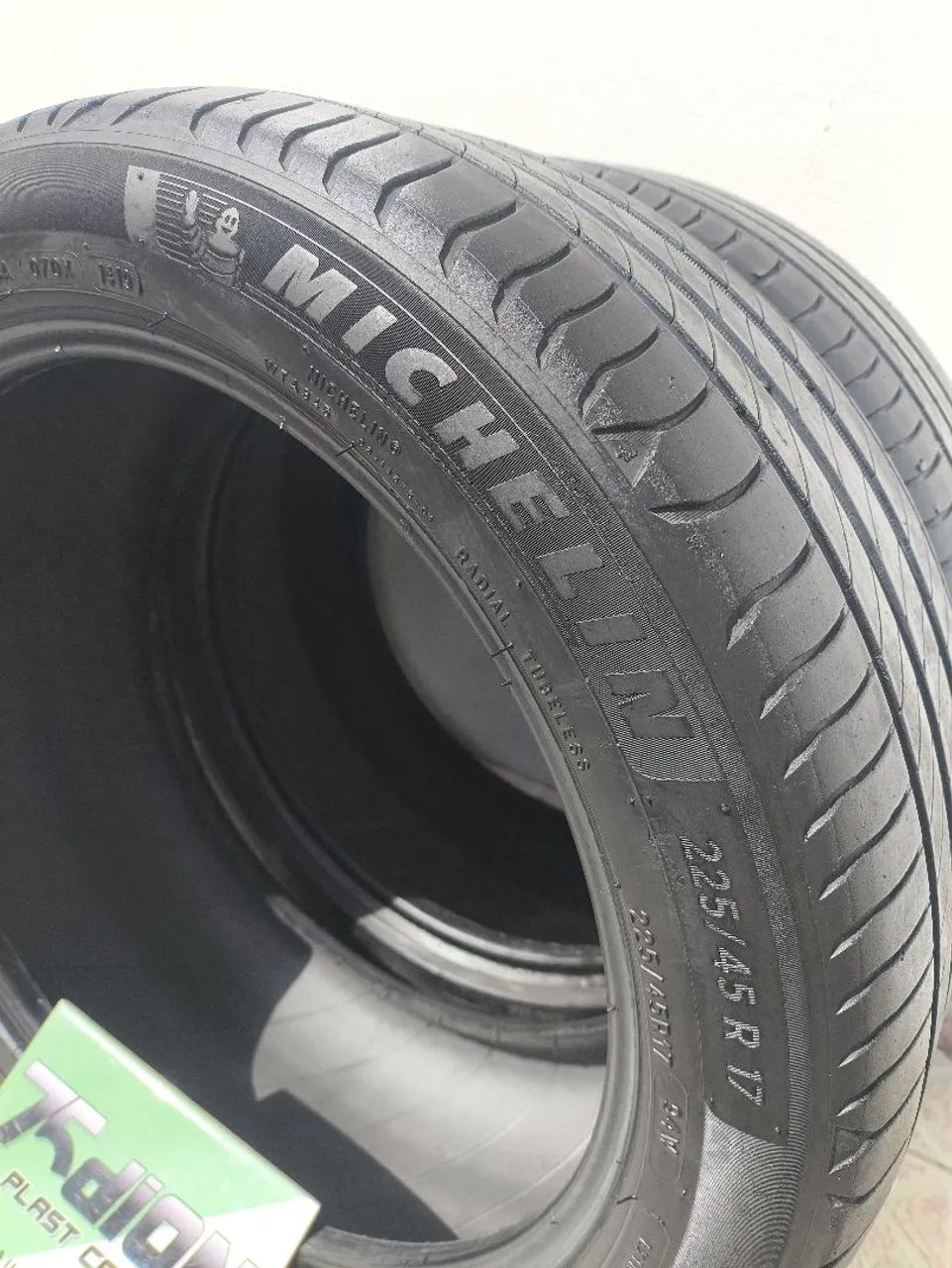 Par pneus Michelin Primacy 225/45 R17  meia vida. Sem remendos. - Foto 2