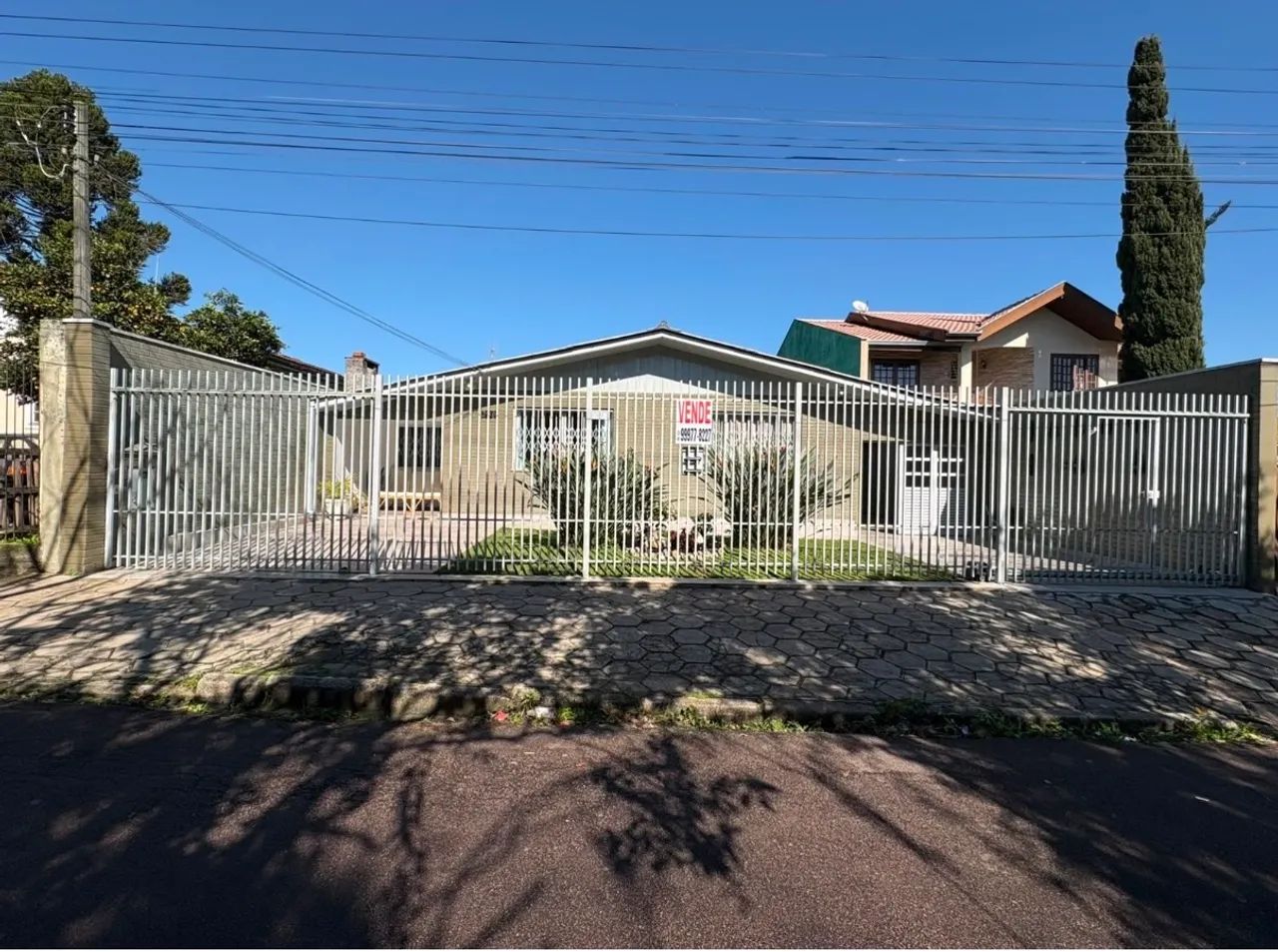 Casa espaçosa Pinheirinho - Foto 2