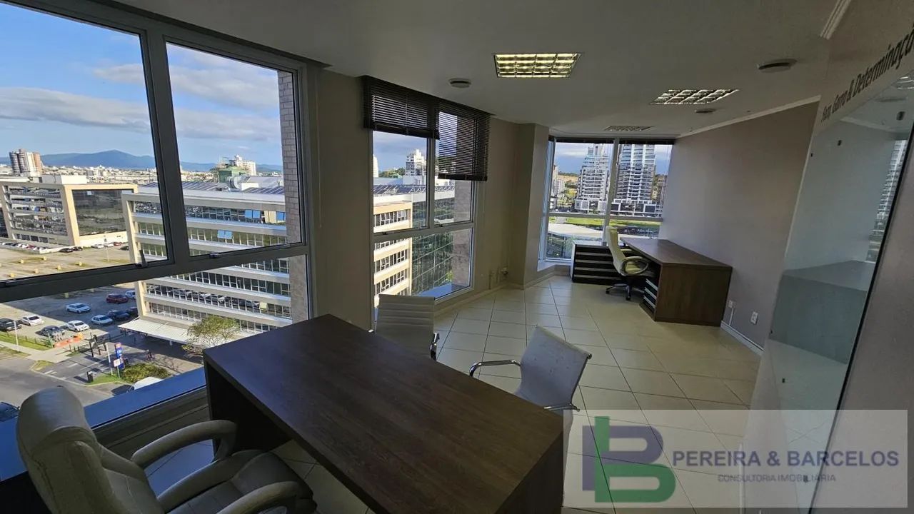 Sala Comercial para Locação em Palhoça / SC no bairro Pedra Branca - Foto 2
