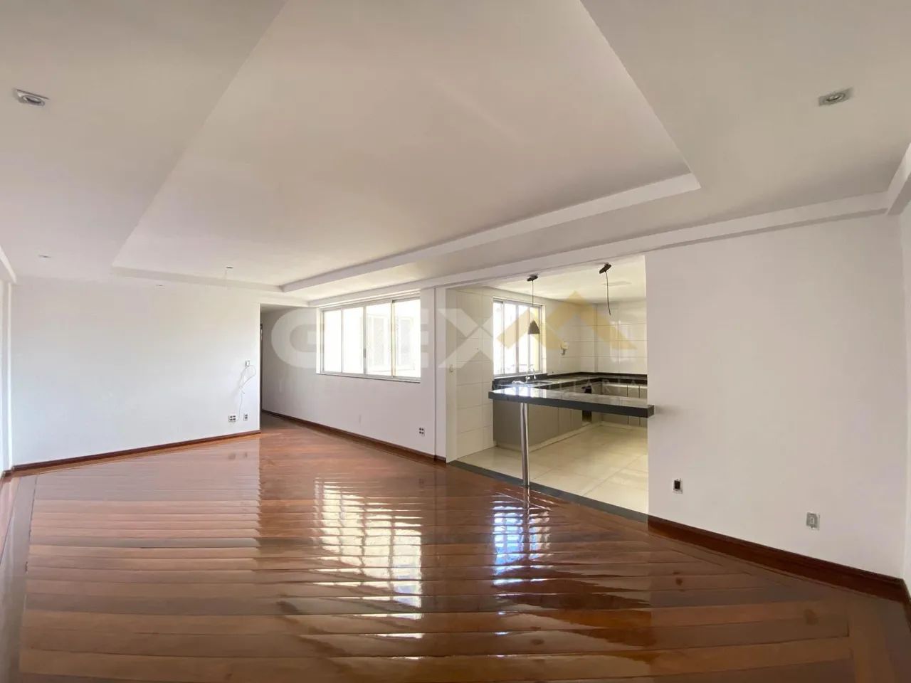 Apartamento à Venda com 03 Quartos no Centro de Divinópolis MG. - Foto 2