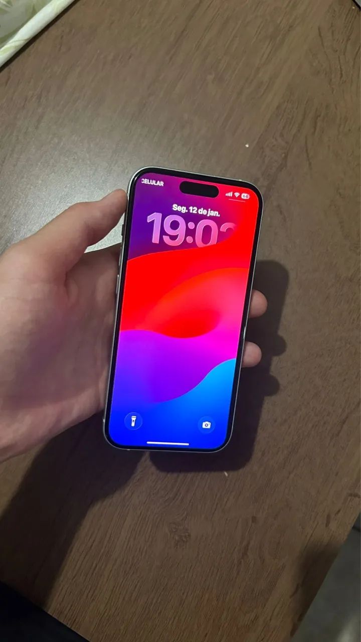 iPhone 15 256gb