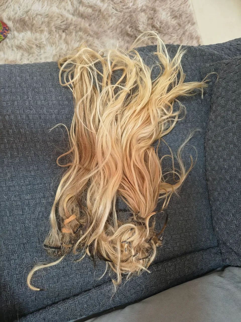 Vendo cabelo humano regional 150 gemas  - Foto 3