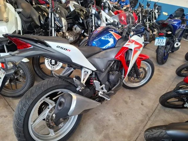 Honda CBR 250r 2012 - Foto 4