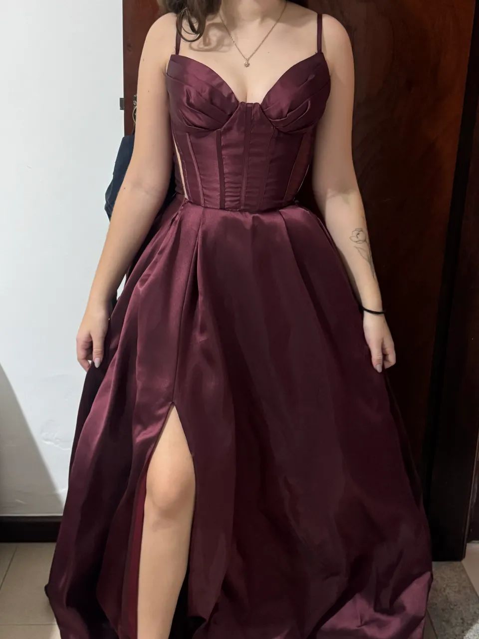 Vestido Longo Vinho P (Formatura) - Foto 5