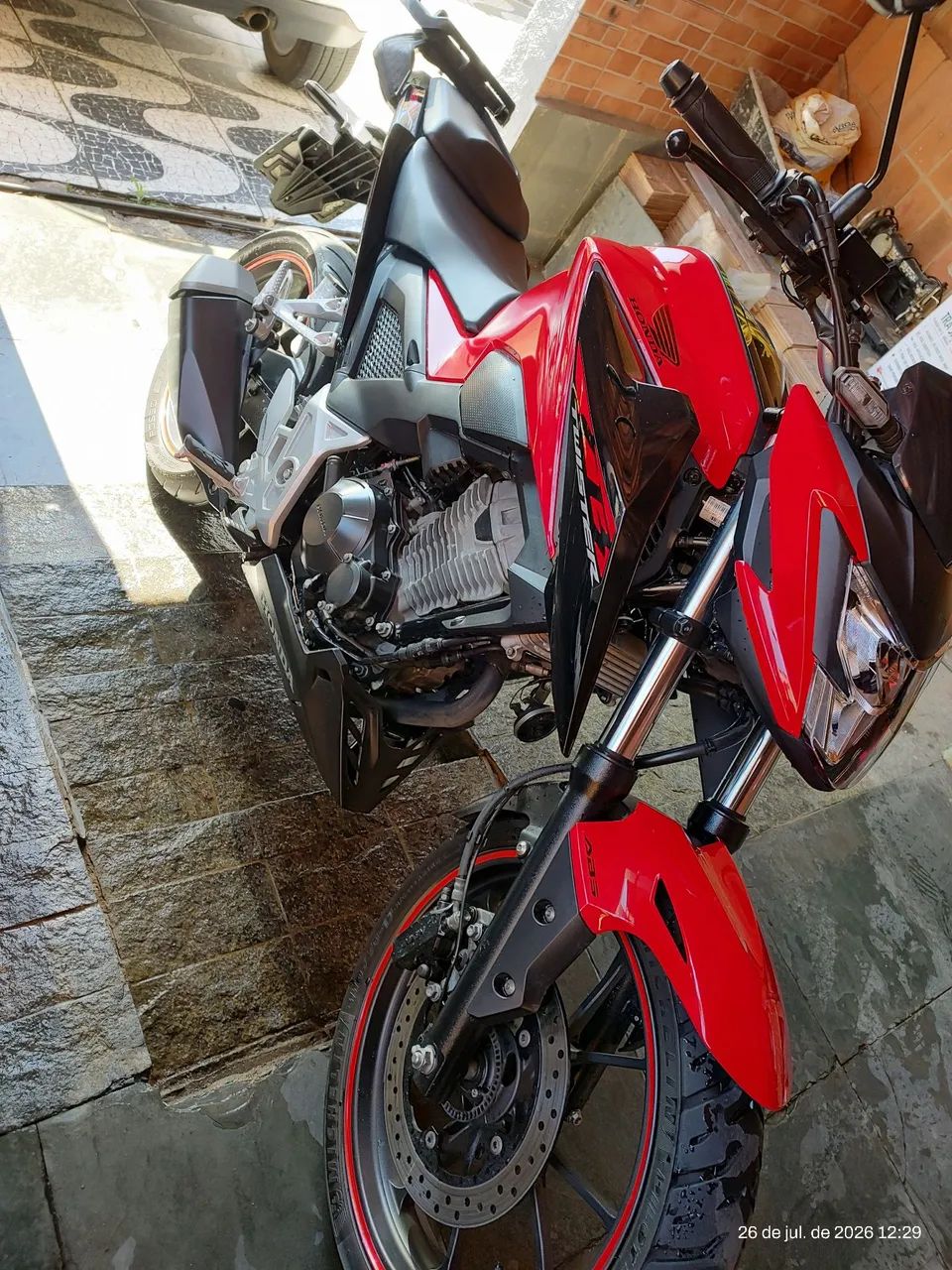 CB 300f 2024 - Foto 2