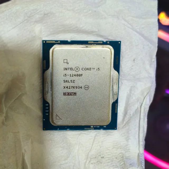 Processador Intel I5 12400F
