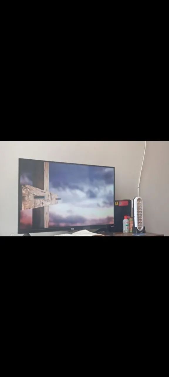 Estou vendendo uma tv 32 polegadas pouco tempo de uso.tem q vim buscar..