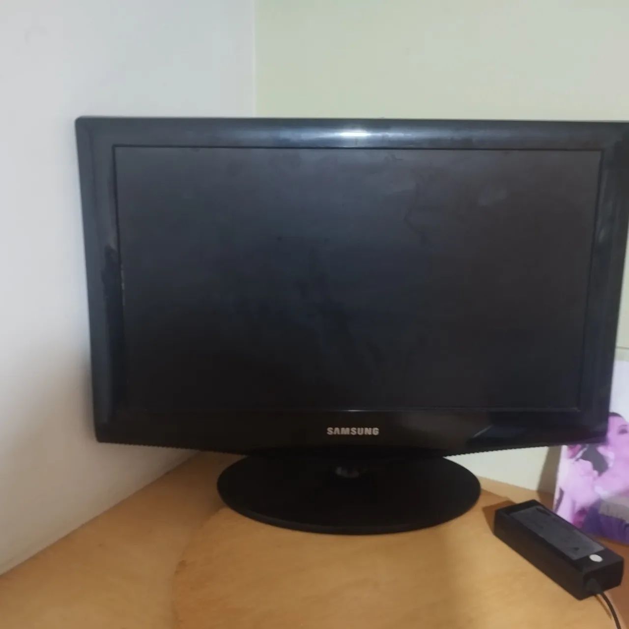 TV/Monitor Samsung 22 polegadas. Modelo LN22B350F2XZD - Foto 2
