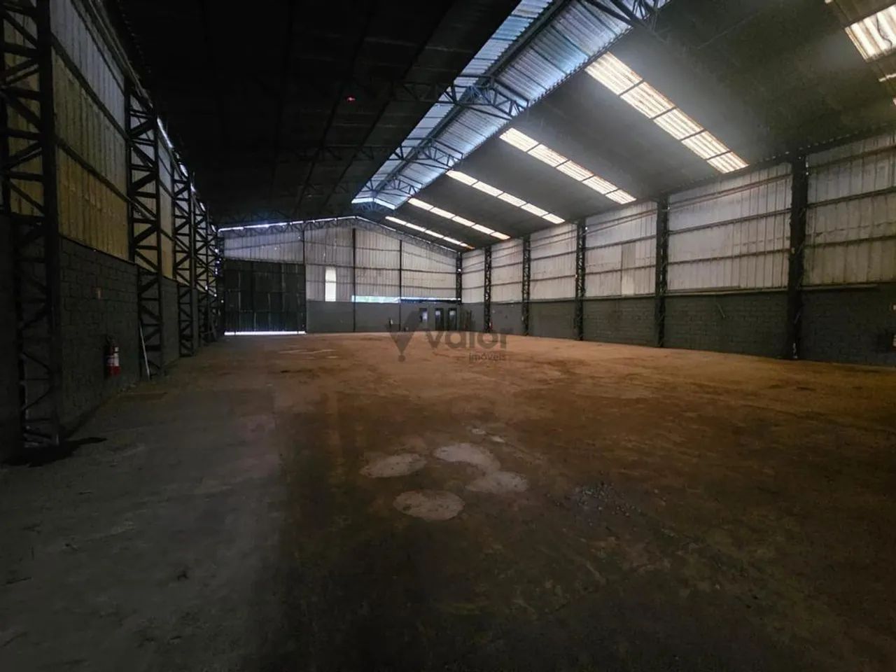 Barracão para alugar em Mogi Mirim, Nova Mogi, com 750 m²
