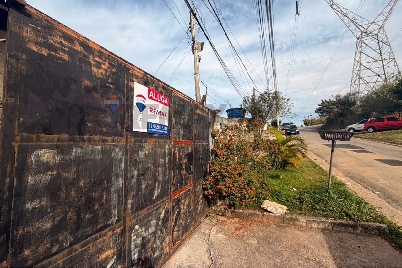 "Alugue Já: Salão Comercial em Mairiporã, SP"