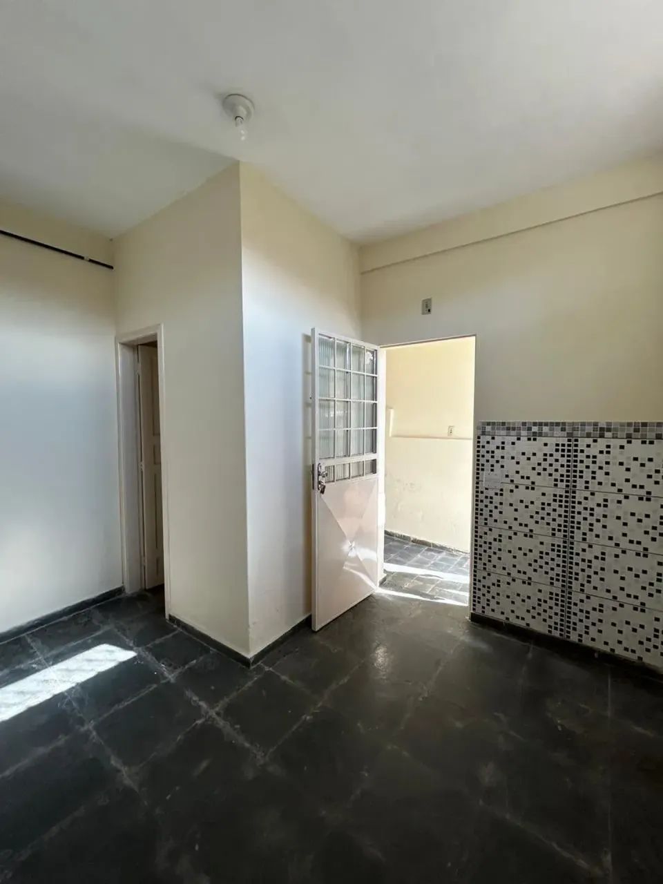 Kitnet/conjugado para aluguel com 26 metros quadrados com 1 quarto - Foto 4