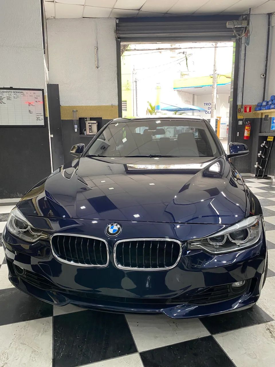 BMW 320I A 2.0 Turbo/activeflex 16V 184cv 4P 2014