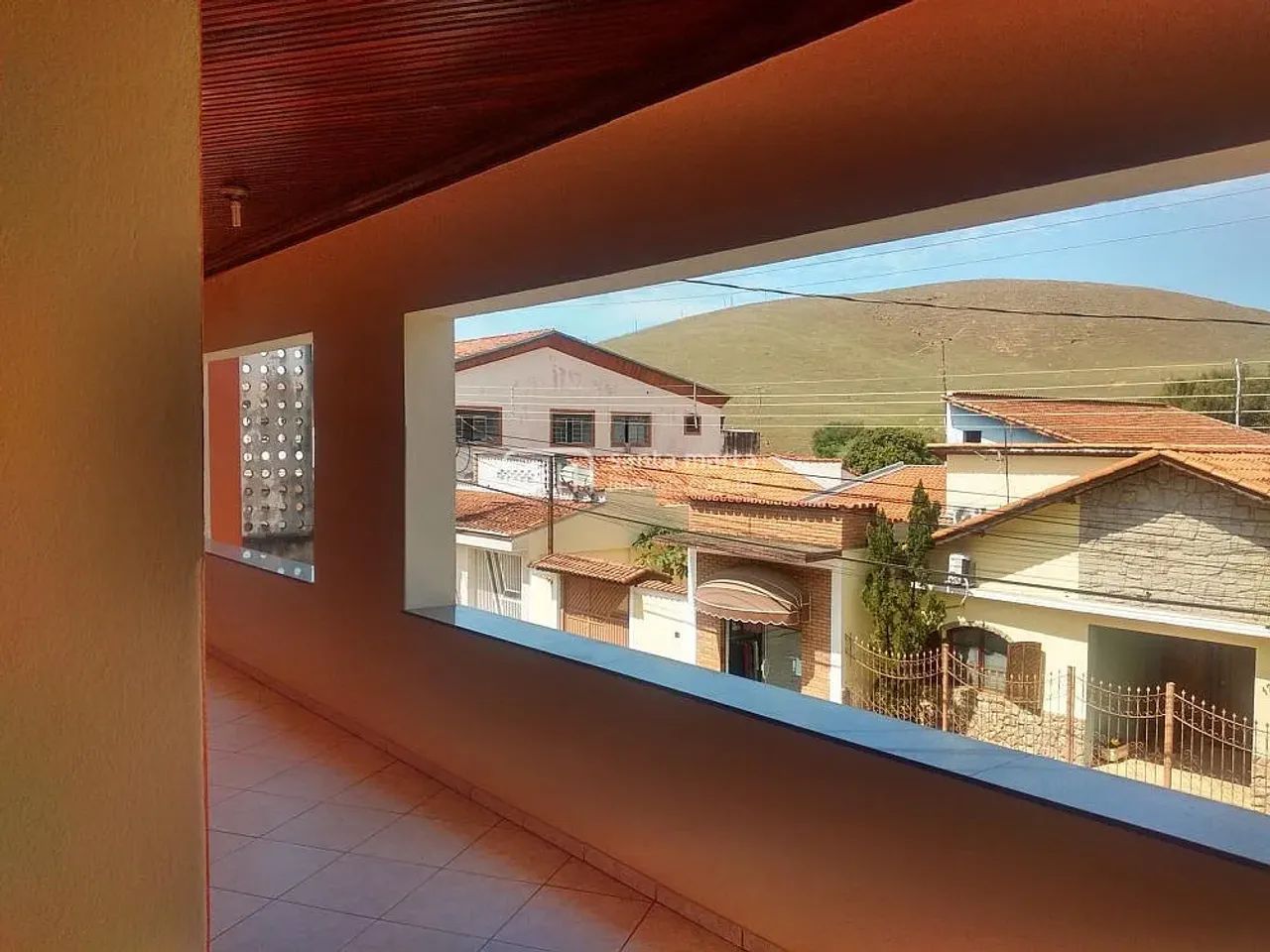 SOBRADO COM PONTO COMERCIAL - CENTRO - PIQUETE - SP - Foto 3