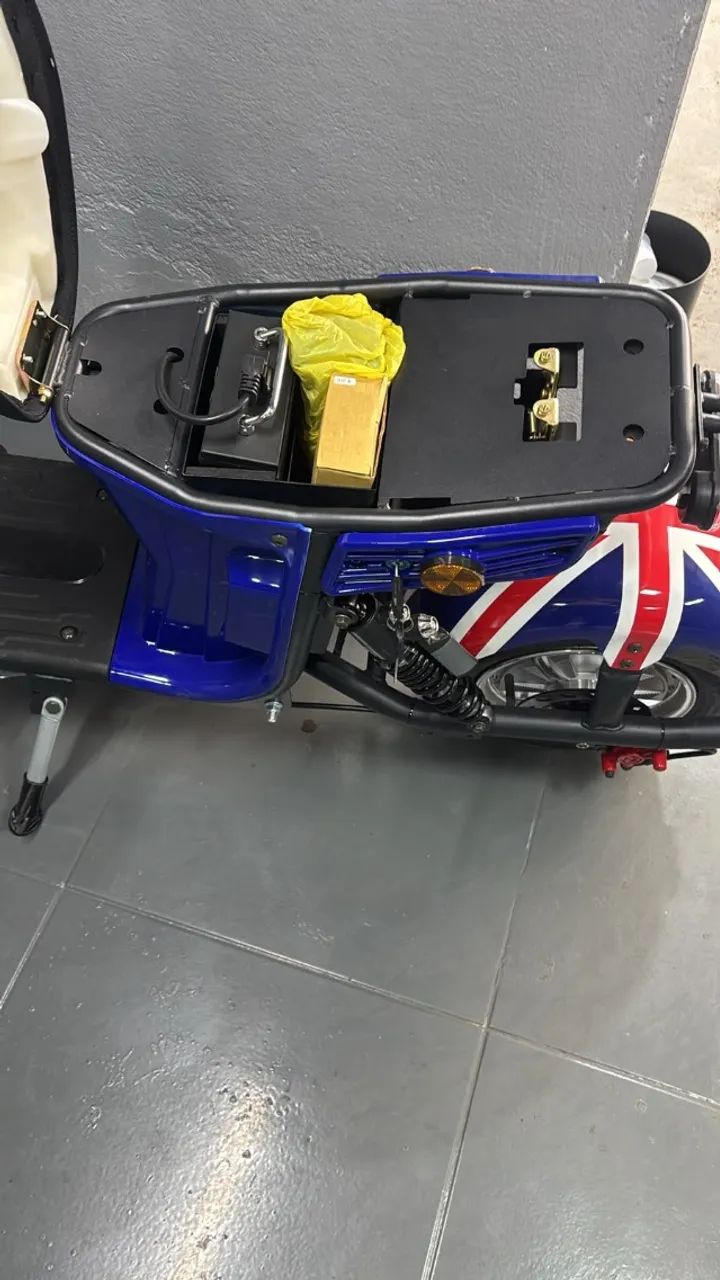 MOTO ELETRICA ZERADA AINDA PLASTICO  - Foto 4