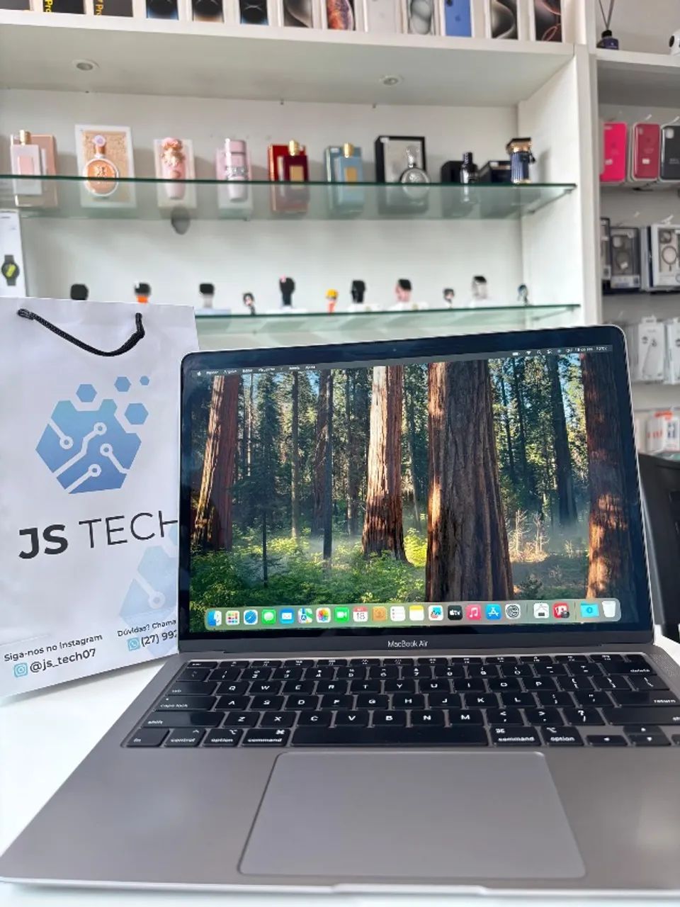 Macbook Air i5 Intel 8/512gb 2020 - Notebooks - Parque Jacaraípe
