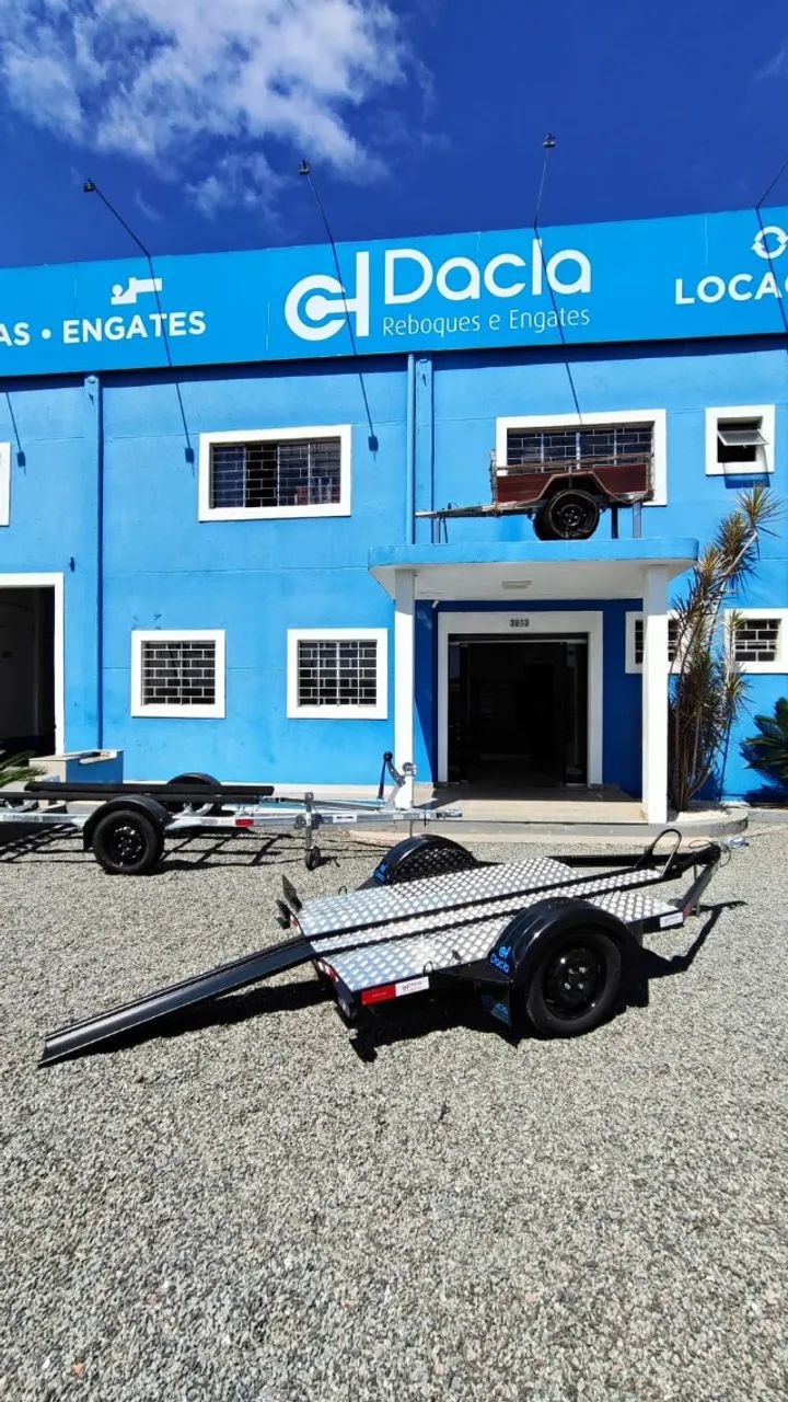 Reboque carga plataforma rebaixada de 1 moto