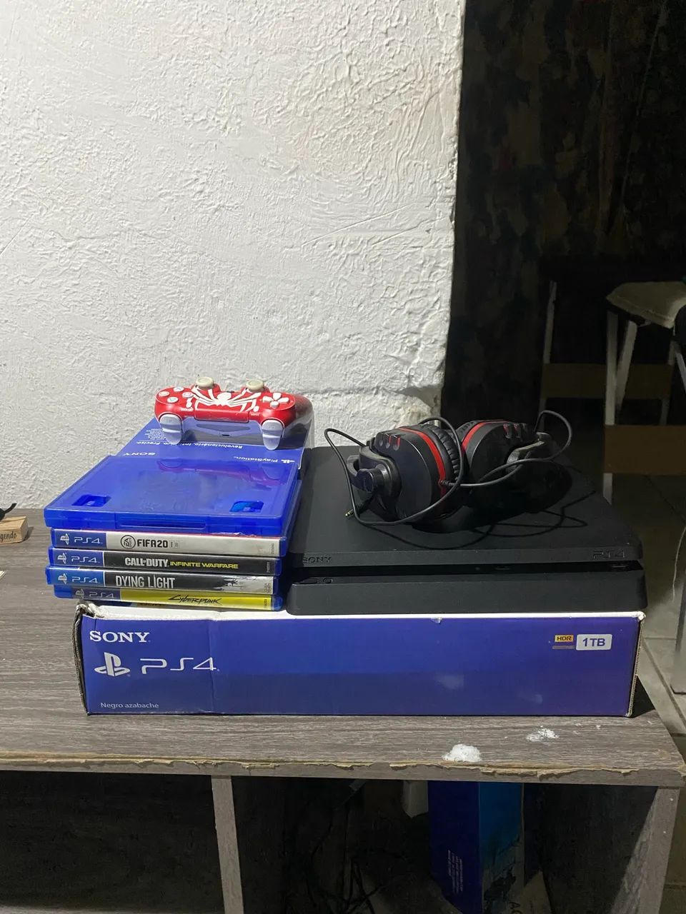 PS4 SLIM - 1TB  - Foto 2