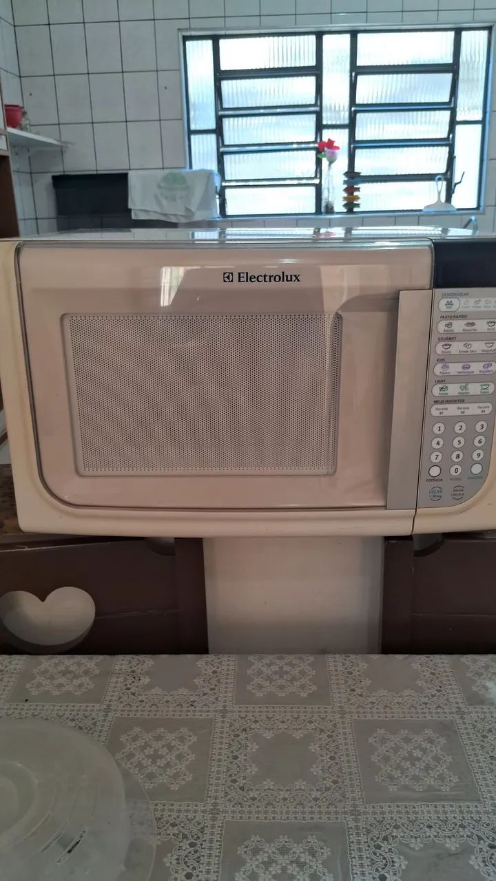 Micro Ondas Eletrolux 31L - Foto 5