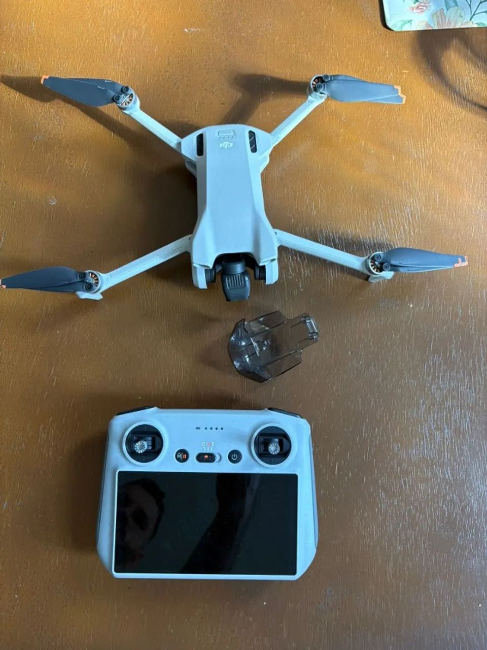 Drone DJI mini 3 controle com tela - Foto 5