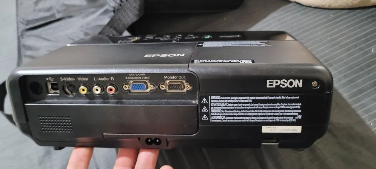 Projetor Epson S5 perfeito estado e completo - Foto 3