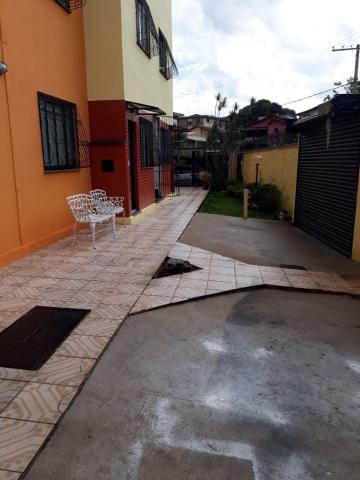Linda e aconchegante casa geminada de 2q em condomínio - Foto 8