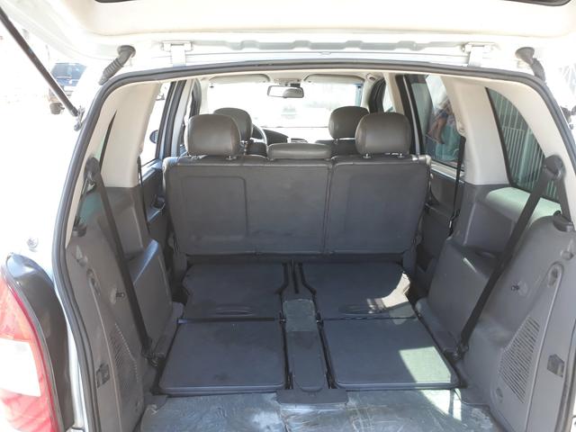 Zafira elite 2011 TEM SEGURO - Foto 6