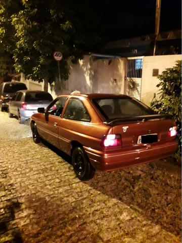 Escort L 1.6 - Foto 3