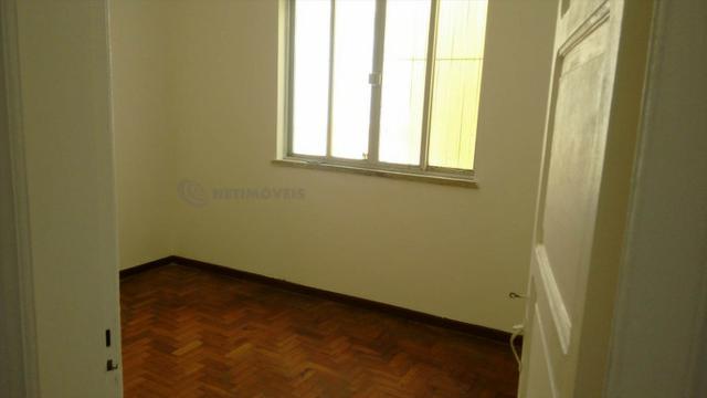 Casa 6 Quartos com 3 Garagens à Venda no Iapi ( 682817 ) - Foto 11