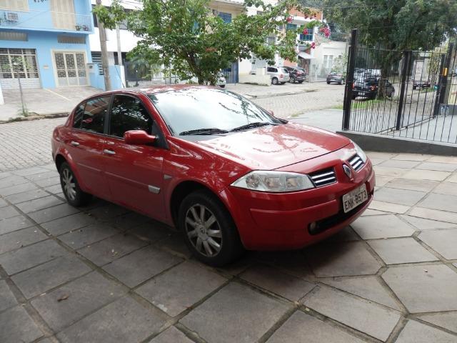 Megane 2.0 sedam 2011, automático, estuda troca maior/ menor valor - Foto 4