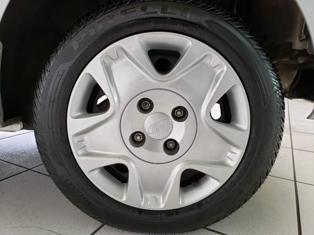 Ford Fiesta 1.0 Flex Completo - Foto 8