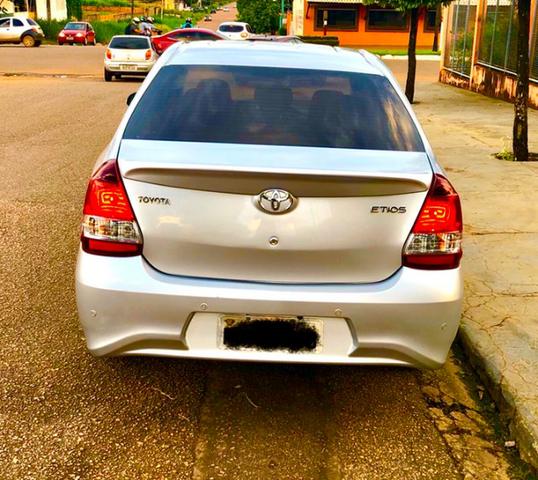 Veículo Etios Platinum Sedan 1.5 Automático - Foto 6