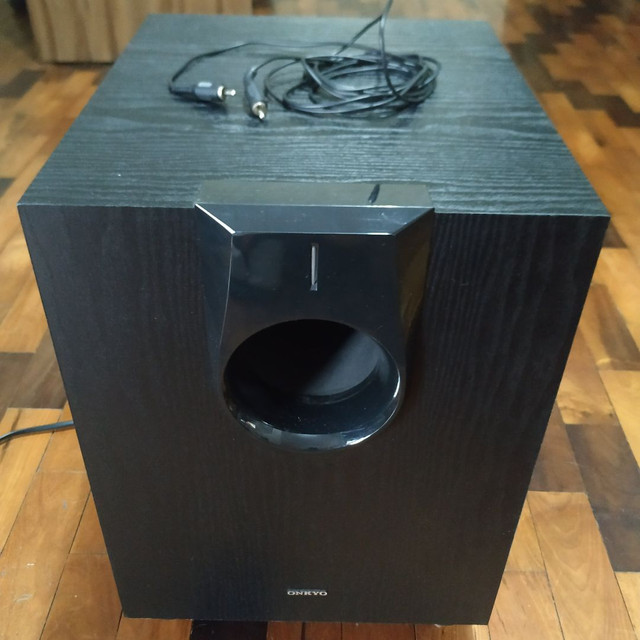 onkyo skw 593 subwoofer