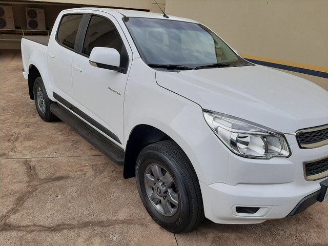 S10 FLEX IMPECÁVEL BX KM  