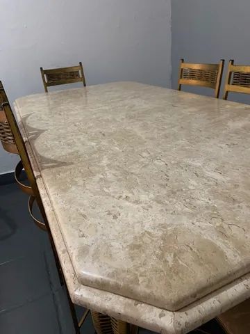 Mesa de mármore c/6 cadeira 