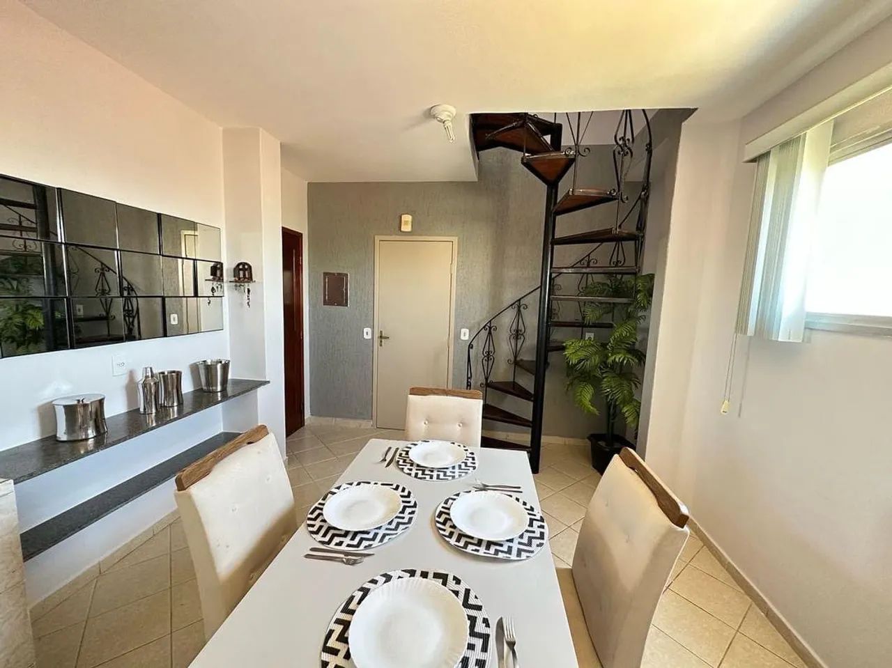 APTO 3 QTS PARA ALUGAR P/ TEMPORADA ENS. AZUL N. GUARAPARI A PARTIR DE R$ 460,00 A DIÁRIA. - Foto 2