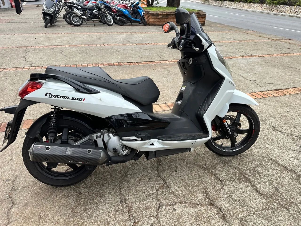 CITYCOM300i - Foto 4