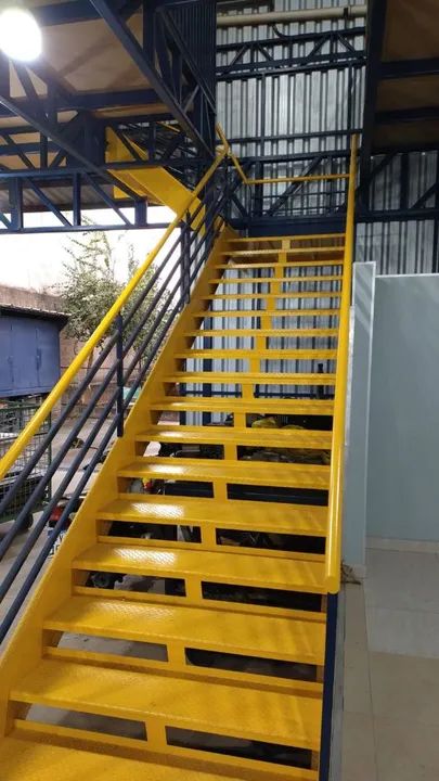 Estruturas Metálicas, Mezaninos, Escadas, Telhados, Portões, Serralheria em Geral    - Foto 2