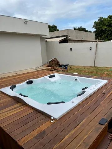 Spa de 7 lugares (jacuzzi, Ofurô, banheira) completo com hidro e aquecedor.