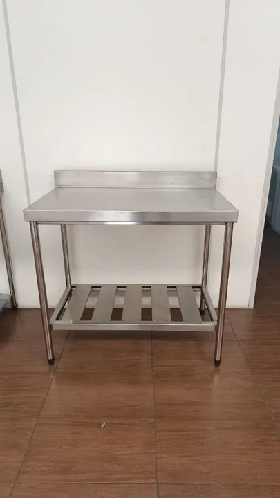 Mesa de Aço Inox para Cozinha Industrial