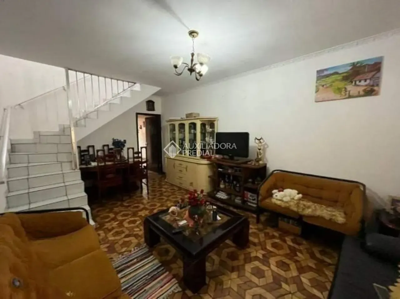 Sobrado amplo 3 quartos, 2 banheiros, 2 vagas a venda Bairro dos Casas - SBC