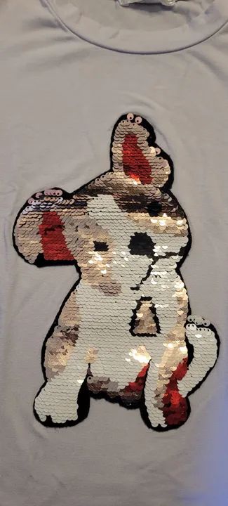 Camiseta branca paetê vai e vem papillon - Foto 2
