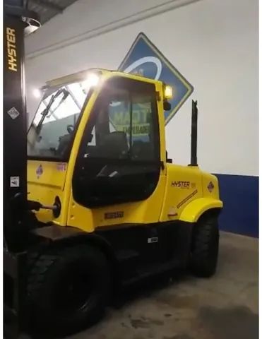 Locação de Empilhadeira Cabinada 4.5ton - Foto 3