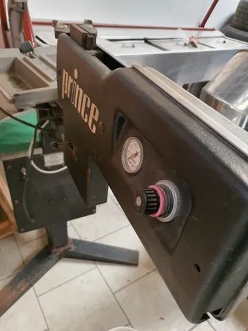 Máquina Prince Eletro-Pneumática de Encordoar Raquetes - Foto 5