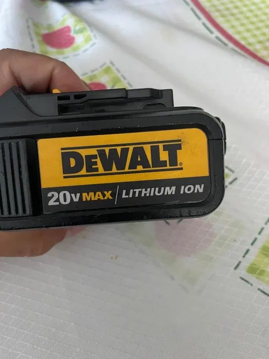 Bateria DeWalt 20V Max/lithium ion  - Foto 2