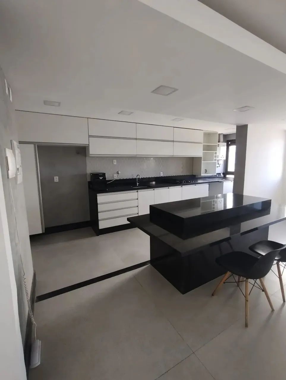 Vendo Peninsula, Amplo 2 quartos (1 suíte)