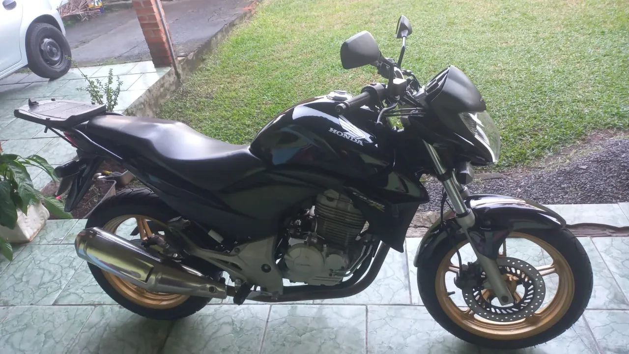 Cb 300r 2015