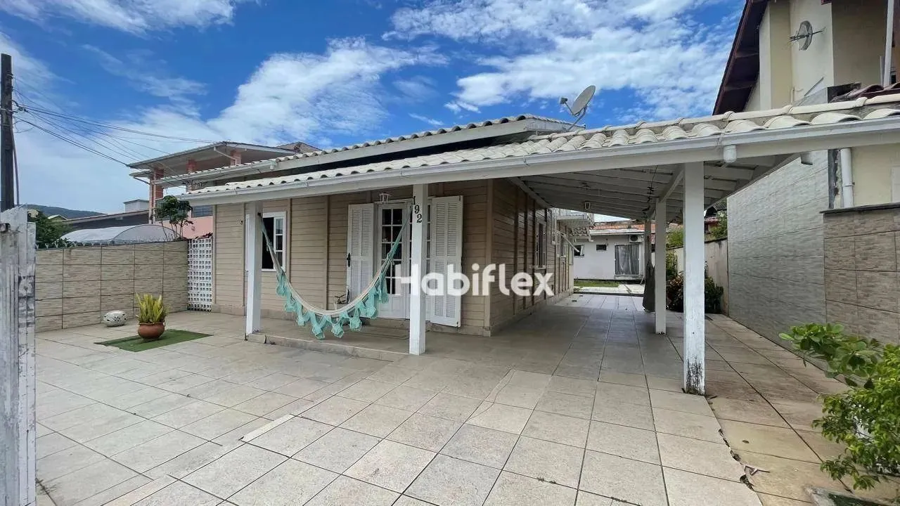 Casa com 2 dormitórios à venda - Carianos - Florianópolis/SC