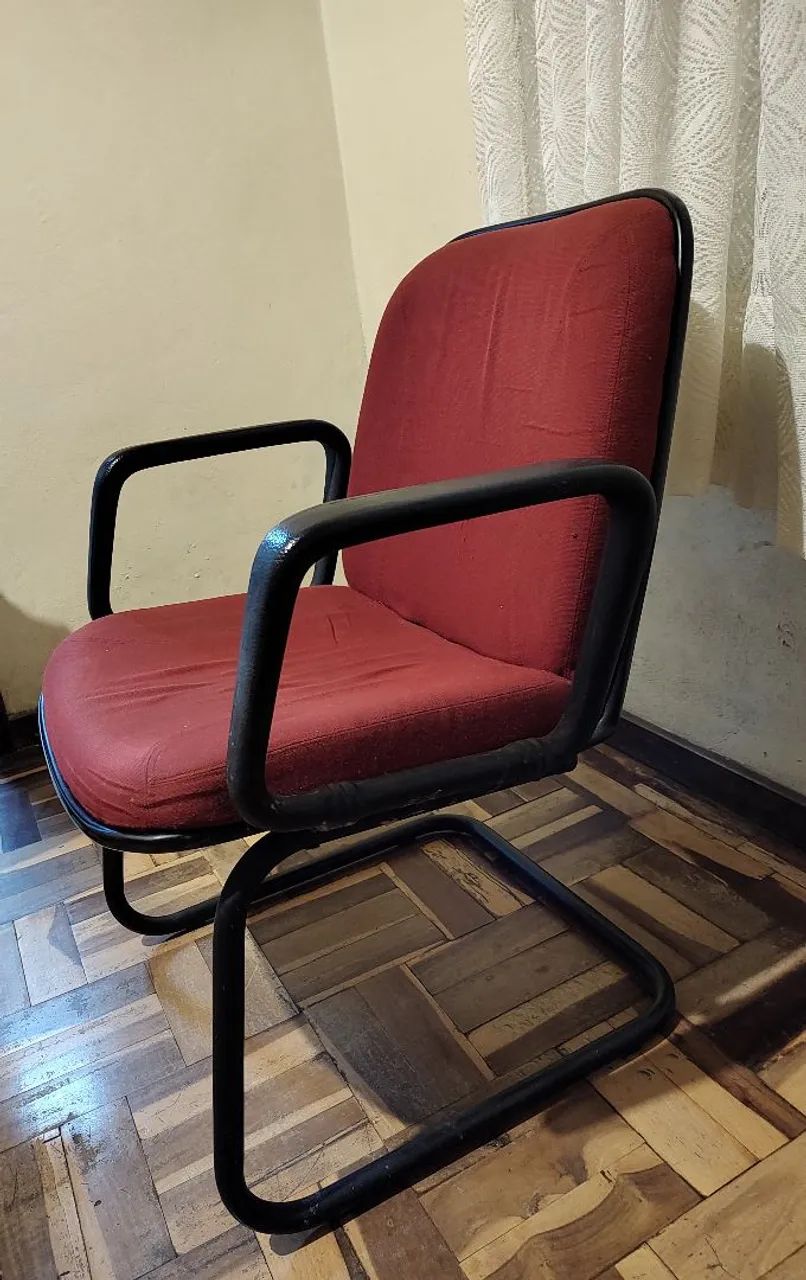 Cadeira de escritório confortável - Foto 2