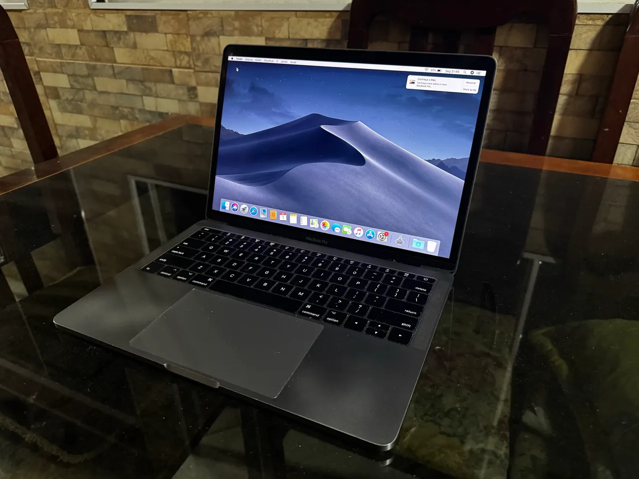 MacBook本体 Apple MacBook Pro 13 2017 i5/16GB/250GB Amazon.com: Apple MacBook Pro 13-inch 2.3GHz Core i5, 256GB