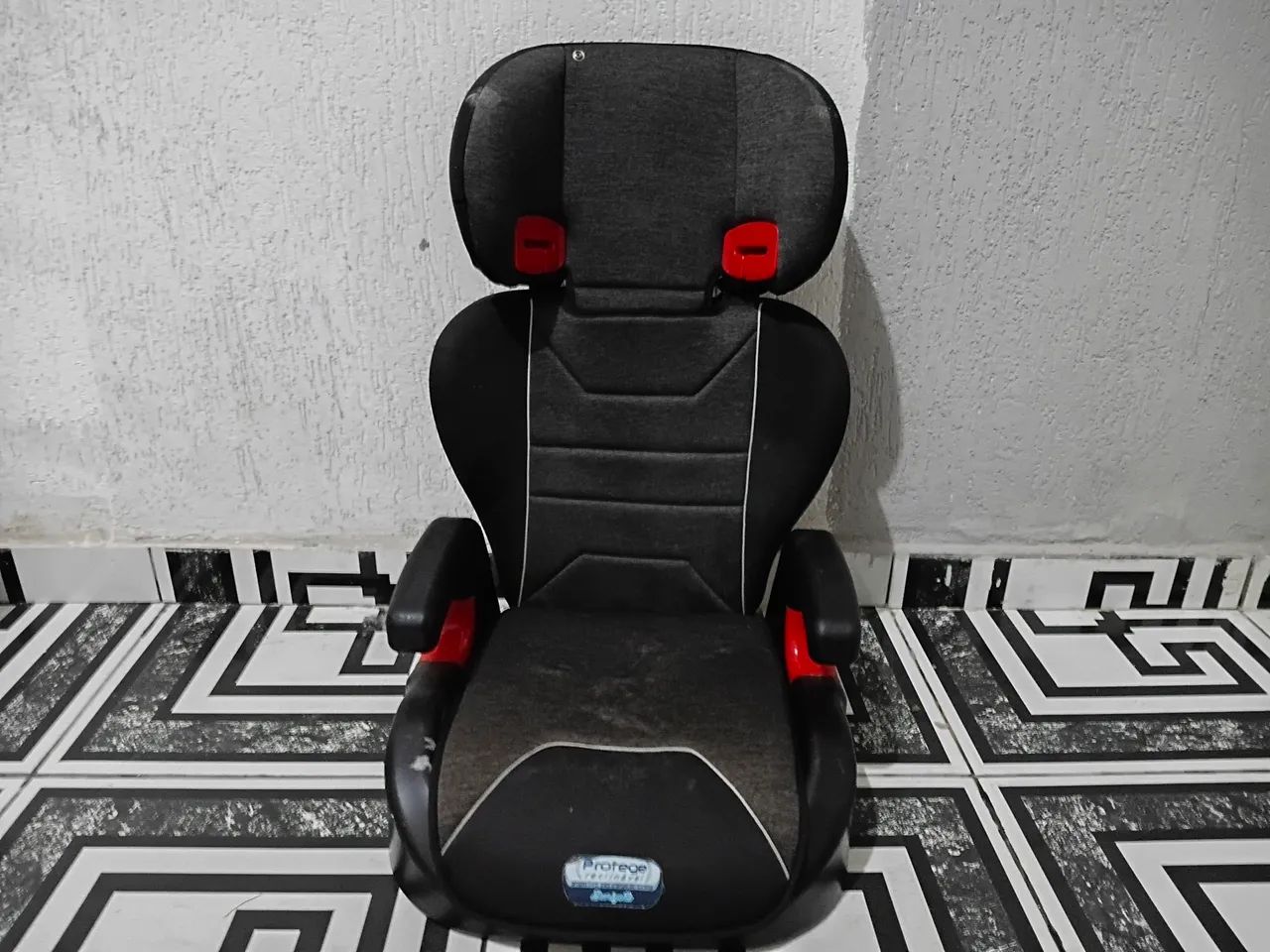 Cadeira para Auto Burigotto Protege Reclinável, excelente estado 